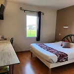 Logis Relais De La Grange Hotel
