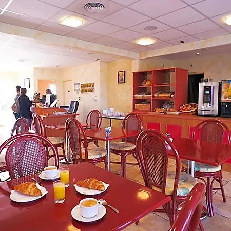 호텔 Logis Relais De La Grange